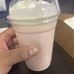 Mr Burger - Mr. Best Shake (Strawberry)