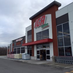 IGA Extra- Famallie Crégheur La Pinière - Exterior April 2015
