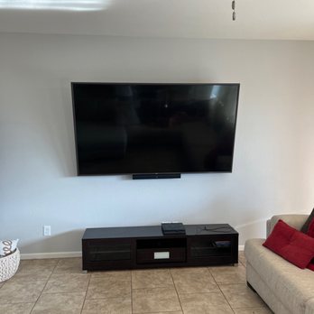 SG Installations - Mounted tilted with mount - TV Mounting Near Me - Glendale, Arizona SG Installations - Mounted tilted with mount - TV Mounting Near Me - Glendale, Arizona