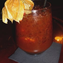 Le Dandy - Dandinette (vodka, purée de fraise et vinaigre balsamique)