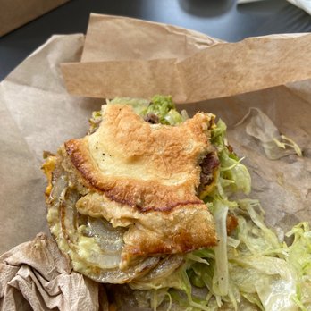 Burnt Crumbs - Cali Cheeseburger meat was good, burger was bland - New American Near Me - Irvine, California