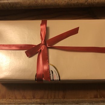 Fugetsu-Do - They will gift wrap for you - Candy Stores Near Me - Los Angeles, California Fugetsu-Do - They will gift wrap for you - Candy Stores Near Me - Los Angeles, California