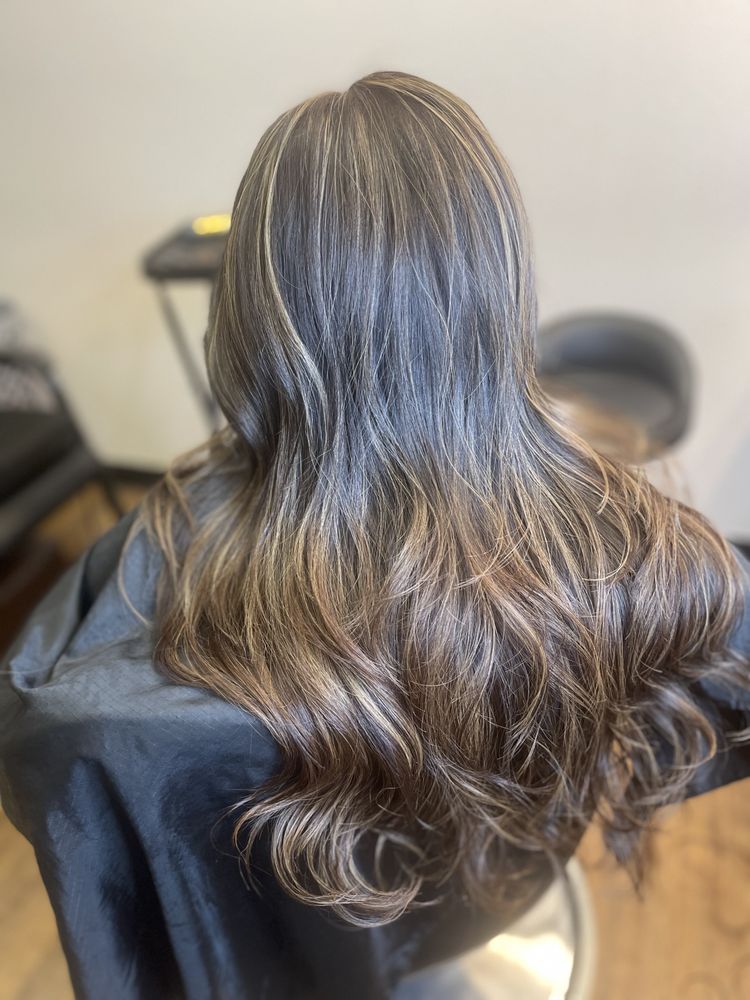 Myreen’s Hair and Nails