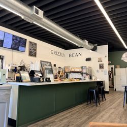 Grizzly Bean Coffee House - Inside
