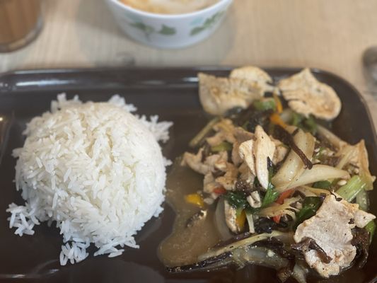 Tiptara : Thai Food by null