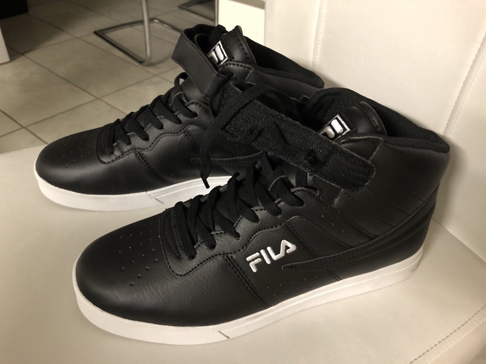 SHOE CARNIVAL 12 Reviews 1895 N Pebble Creek Pkwy, Goodyear, AZ Yelp