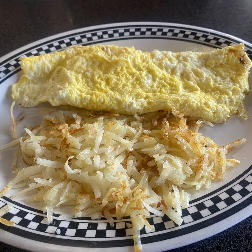 Cheese omelette with hash browns Cheese omelette with hash browns