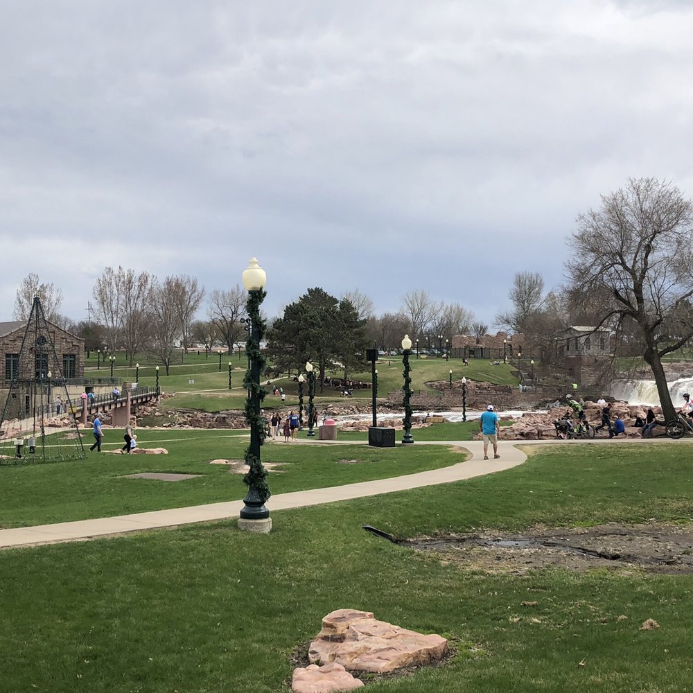 Falls Park - Parks Near Me - Sioux Falls, South Dakota Falls Park - Parks Near Me - Sioux Falls, South Dakota