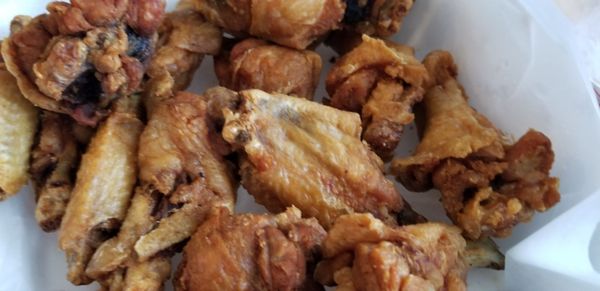 Juniors Pizza, Subs & Wings by null
