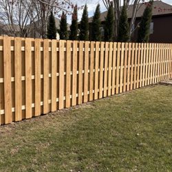 Advantage Fencing - 6-foot tall board-on-board cedar fence, La Vista NE