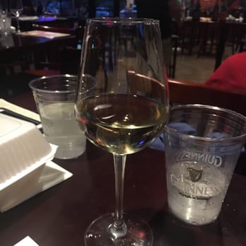 Mind Yer Ps & Qs - Chardonnay - Pubs Near Me - Knoxville, Tennessee