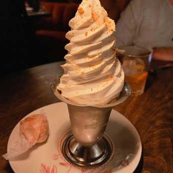 Ciccio Mio - Toasted Almond cookie gelato - Italian Near Me - Chicago, Illinois Ciccio Mio - Toasted Almond cookie gelato - Italian Near Me - Chicago, Illinois