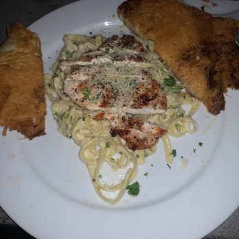 Fourth Street Mill - Fettuccine Alfredo with grilled chicken - Wine Bars Near Me - La Verne, California Fourth Street Mill - Fettuccine Alfredo with grilled chicken - Wine Bars Near Me - La Verne, California