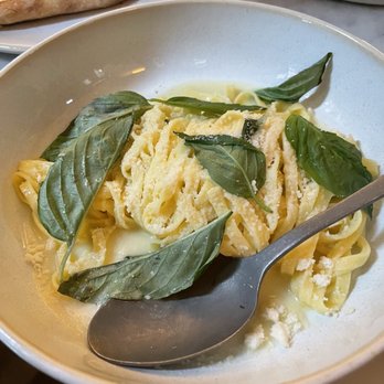 Prunella - Fettuccini al limone - Italian Near Me - Philadelphia, Pennsylvania Prunella - Fettuccini al limone - Italian Near Me - Philadelphia, Pennsylvania