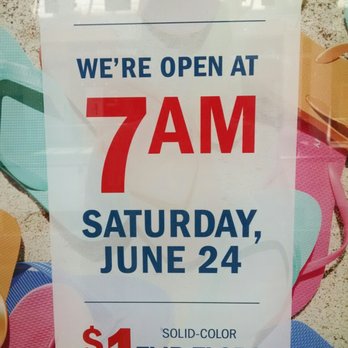 Old Navy - Flip-flop it early on June 24, 2017. - Men's Clothing Near Me - Edison, New Jersey Old Navy - Flip-flop it early on June 24, 2017. - Men's Clothing Near Me - Edison, New Jersey