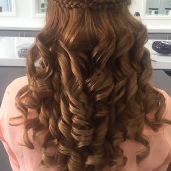 Live Blow Dry - Blow Dry/Out Services Near Me - Pinecrest, Florida Live Blow Dry - Blow Dry/Out Services Near Me - Pinecrest, Florida