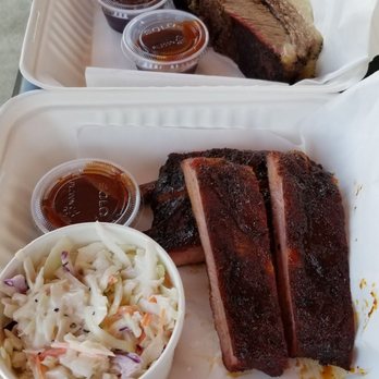 Local Q 707 - 4 Ribs & 1/2 lb. Brisket - American Near Me - Calistoga, California