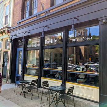 Daylily - Street front on Eastern Avenue - Delis Near Me - Cincinnati, Ohio