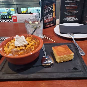 Brick House Tavern + Tap - Brick House Chili - American Near Me - Princeton, New Jersey