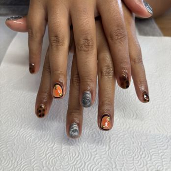 Lulu's Nail Spa & Boutique - Nail Salons Near Me - San Diego, California Lulu's Nail Spa & Boutique - Nail Salons Near Me - San Diego, California