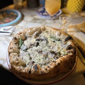 Pink Mamma - Moment of Truffe - Steakhouses Near Me - Paris, 75