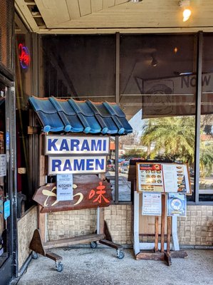 Karami Ramen by null