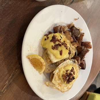 BAY LOCAL EATERY - Updated March 2025 - 293 Photos & 89 Reviews - 1640 General Booth Blvd