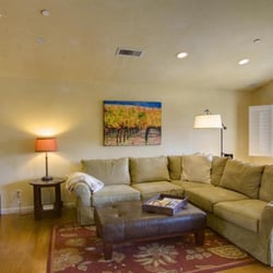 Sonoma Square Cottage - Large, open living space.