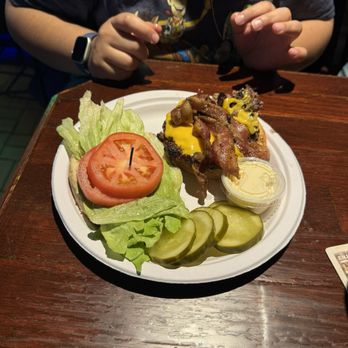 BJ McMahon's - 1/2 hamburger bacon - Bars Near Me - Oak Lawn, Illinois