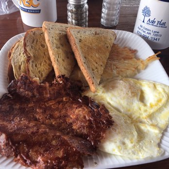 Corner Booth - American Near Me - Hardy, Arkansas