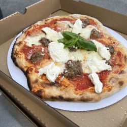 Honest Town Pizza