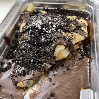Chocolate House - Oreo Lovers Crepe - Desserts Near Me - Bronx, New York