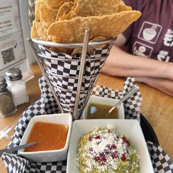 Takos and Beer - Guacamole Appetizer - Tacos Near Me - Yuma, Arizona Takos and Beer - Guacamole Appetizer - Tacos Near Me - Yuma, Arizona