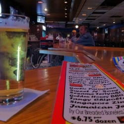 Tom & Marty's Town House Restaurant - Wings!