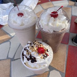Frosty Burger - Coffee shake (has vanilla base so wasn't that coffee flavored), Rocky Road shake, butterscotch sundae