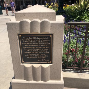Buena Vista Street - Amusement Parks Near Me - Anaheim, California Buena Vista Street - Amusement Parks Near Me - Anaheim, California
