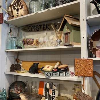 Newtown General Store - a shelf full of items - Grocery Near Me - Newtown, Connecticut