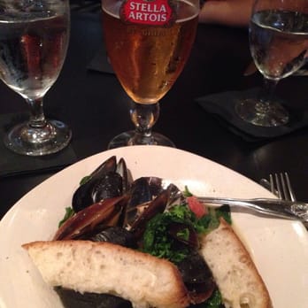 Maxine's On Shine - Drunken mussels appetizer - New American Near Me - Orlando, Florida Maxine's On Shine - Drunken mussels appetizer - New American Near Me - Orlando, Florida