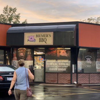 Biemer's BBQ - Front entrance - Barbeque Near Me - Lawrence, Kansas