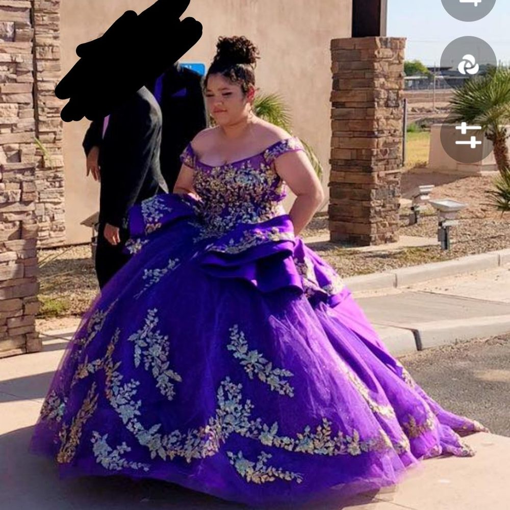 Thank you ladies at the Valerie's Bridal Boutique y'all made this possible . Thank you ladies at the Valerie's Bridal Boutique y'all made this possible .