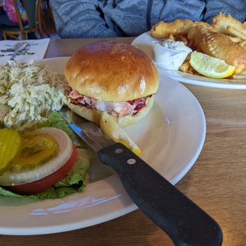 The Lobster Trap - Lobster roll and fish and chips - Seafood Near Me - Avalon, California The Lobster Trap - Lobster roll and fish and chips - Seafood Near Me - Avalon, California
