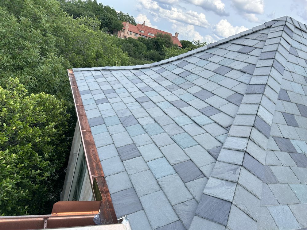 Slide of A&F Rosales Roofing