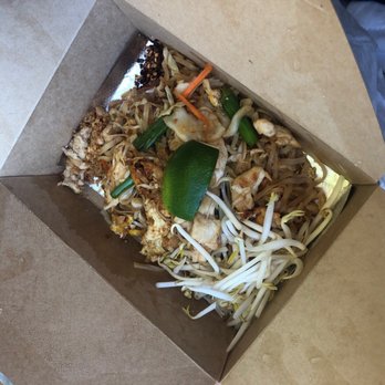 Kao Mun Gai - Chicken Pad Thai - Thai Near Me - Oklahoma City, Oklahoma Kao Mun Gai - Chicken Pad Thai - Thai Near Me - Oklahoma City, Oklahoma