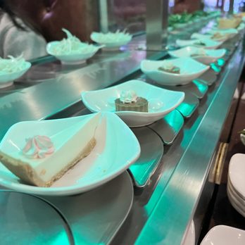 Round N Round Pot - Desserts on the conveyer belt - Hot Pot Near Me - Brisbane, California Round N Round Pot - Desserts on the conveyer belt - Hot Pot Near Me - Brisbane, California