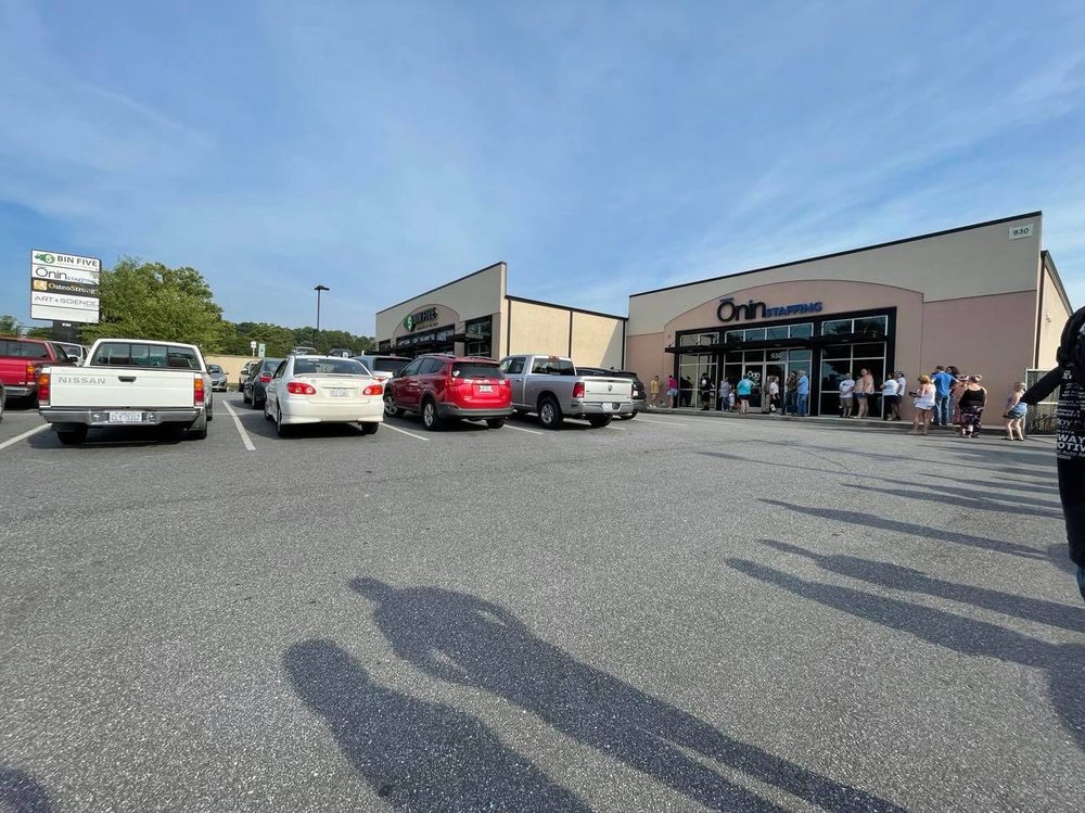 BIN FIVE Updated September 2024 1718 US Highway 70 SE, Hickory, North Carolina Discount