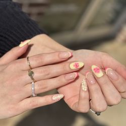 Moon Glow Nail studio