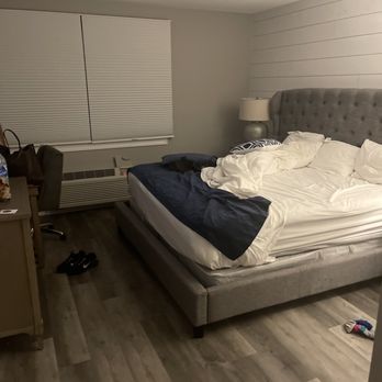 Airlie - Lodge room - Hotels Near Me - Warrenton, Virginia Airlie - Lodge room - Hotels Near Me - Warrenton, Virginia