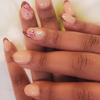 Four Seasons Nails - Nail Salons Near Me - Town and Country, Missouri Four Seasons Nails - Nail Salons Near Me - Town and Country, Missouri