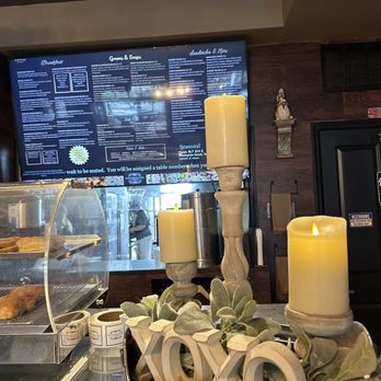 Frontier Perk Cafe - Menu - Cafes Near Me - St. Charles, Missouri