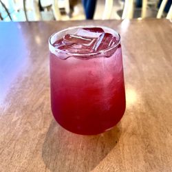 Main Course - Fresh Pop! (Hibiscus Lemonade Seltzery)